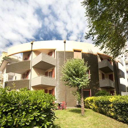 Aris Residence Riccione Exteriör bild